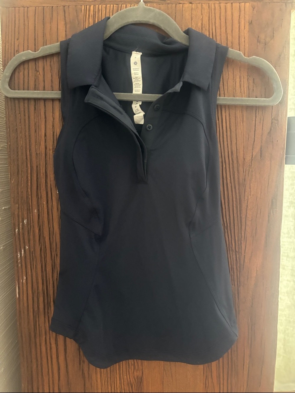 Lululemon Women's Sleeveless Polo Tank Top - Navy